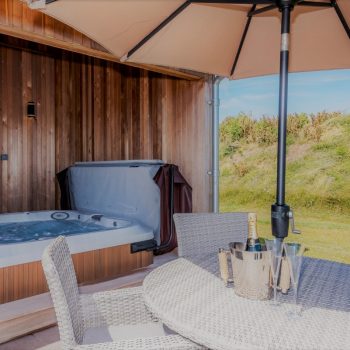 Wordswoth Lodge Hot Tub Area with Champagne